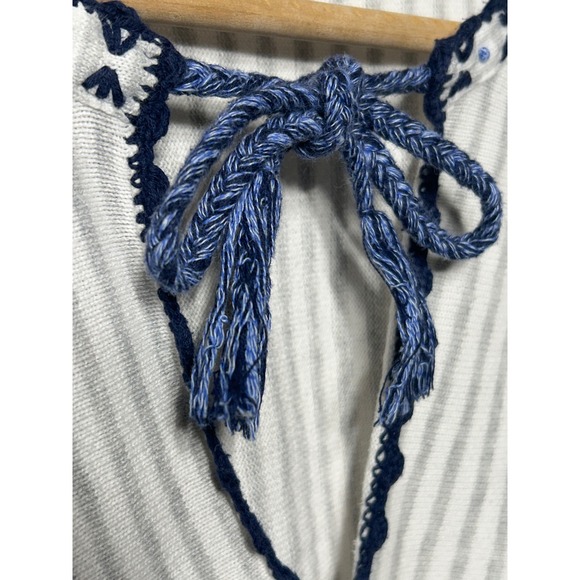 Lisa Todd Striped Knit Sweater Blue Whipstitch Tie Keyhole Neck White Size M - Picture 3 of 12